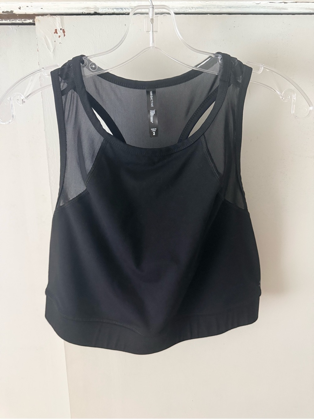 Torrid Black Mesh Panel Athletic Crop Tank
Sports bra/ workout top
